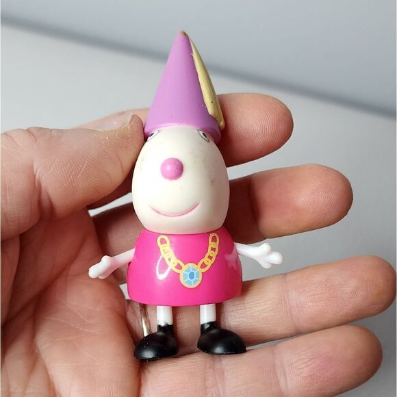 SUZY PEPPA PIG 3” ACTION FIGURE TOY - Picture 2 of 6